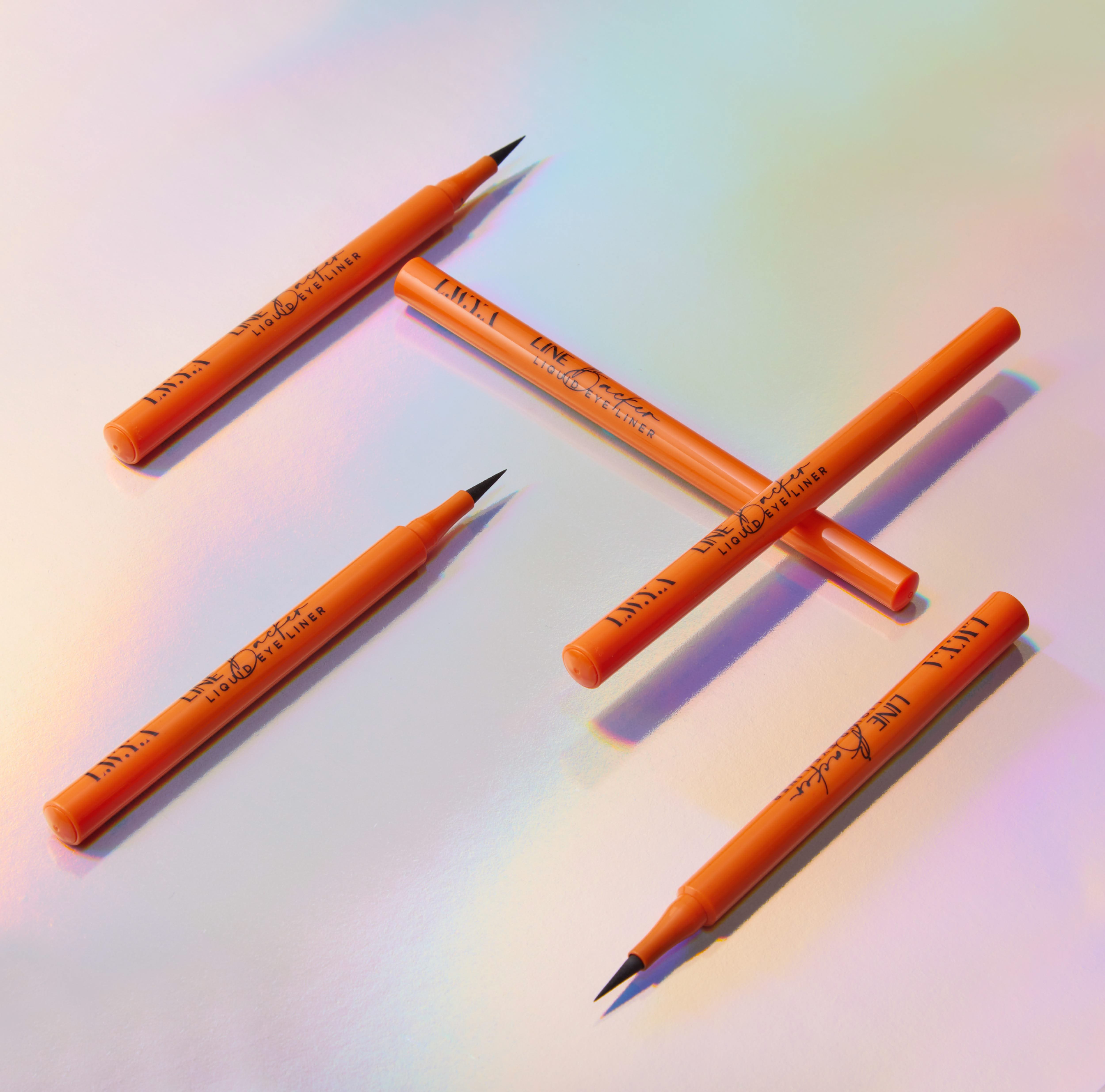 Linebacker Liquid Eyeliner Duo