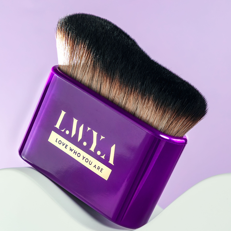 Gone In A Swipe Pro Foundation Brush