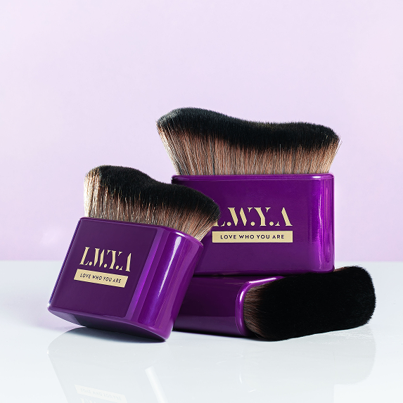 Gone In A Swipe Pro Foundation Brush